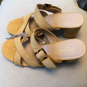 NWT Mustard yellow Ann Taylor Factory sandals with tortoise buckle detail